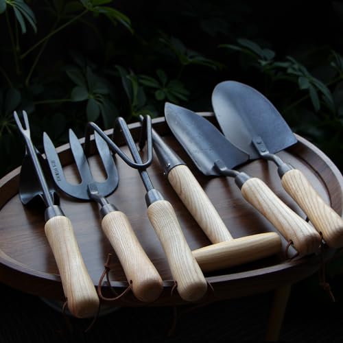 Smith & Hawken Garden Tools